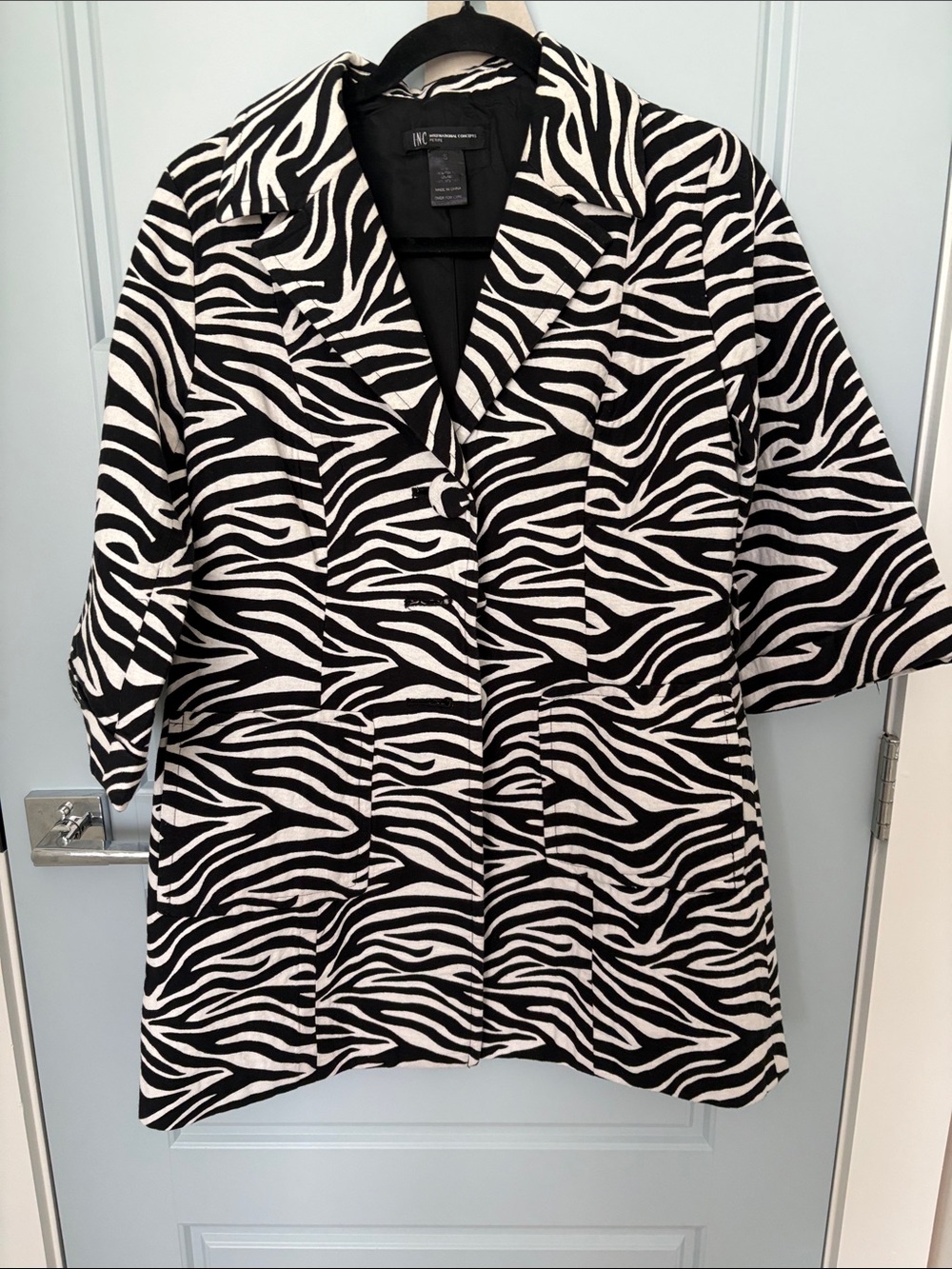 INC International Concepts Black & White Zebra-Print Short-Sleeve Blazer